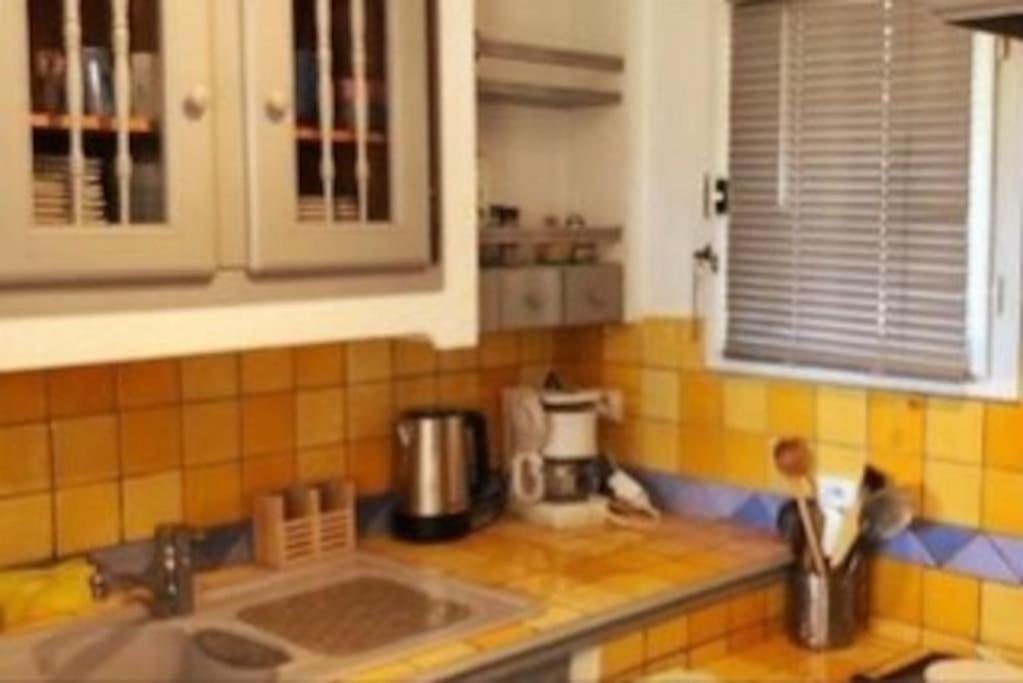 Appartement 60M2 - 2 Chambres A Une Minute Des Plages, Parking Prive Sausset-les-Pins Exterior foto